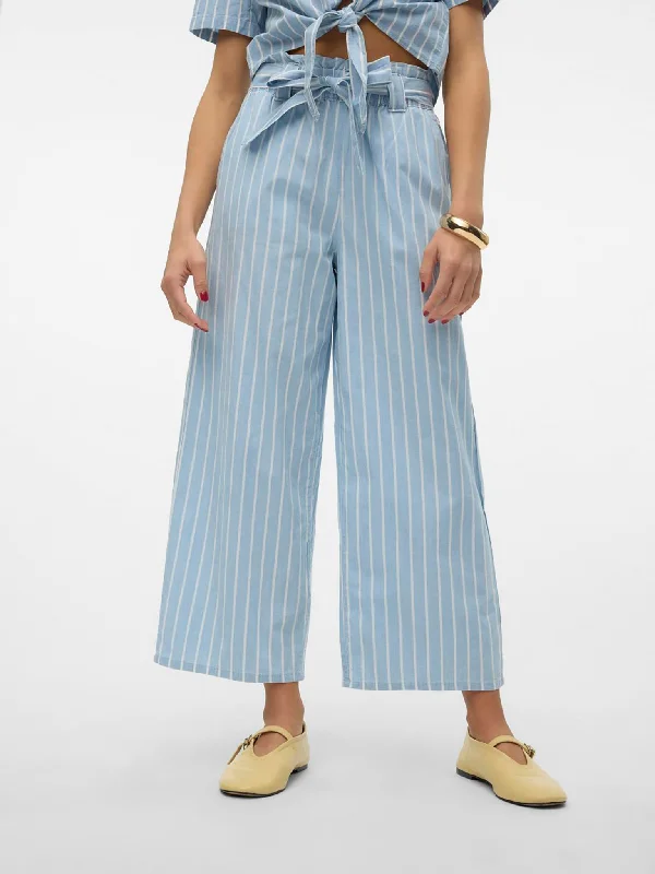 Γυναικεία ζιπ κιλότ VMXENIA HR LOOSE CHAMBRAY CULOTTE PANTS 10309730 | 10309730 Fashionable Track Pants Γυναικεία ζιπ κιλότ VMXENIA HR LOOSE CHAMBRAY CULOTTE PANTS 10309730 | 10309730 Fashionable Track Pants