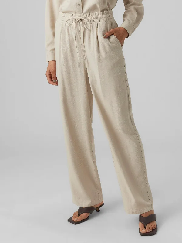 Γυναικεία παντελόνα VMJESMILO WIDE PANTS WVN GA NOOS 10287363 | 10287363 Classic Cropped Pants Γυναικεία παντελόνα VMJESMILO WIDE PANTS WVN GA NOOS 10287363 | 10287363 Classic Cropped Pants