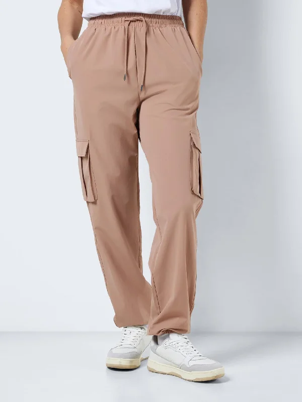 Γυναικείο παντελόνι cargo NMKIRBY HW CARGO PANTS WVN NOOS 27026174 | 27026174 Casual Sweatpants Style Γυναικείο παντελόνι cargo NMKIRBY HW CARGO PANTS WVN NOOS 27026174 | 27026174 Casual Sweatpants Style