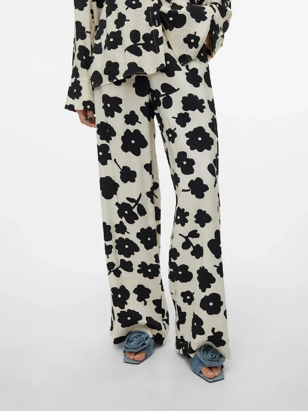 Γυναικεία παντελόνα VMJESSA HW WIDE PANTS VMA 10305635 | 10305635 Modern Skinny Pants Γυναικεία παντελόνα VMJESSA HW WIDE PANTS VMA 10305635 | 10305635 Modern Skinny Pants