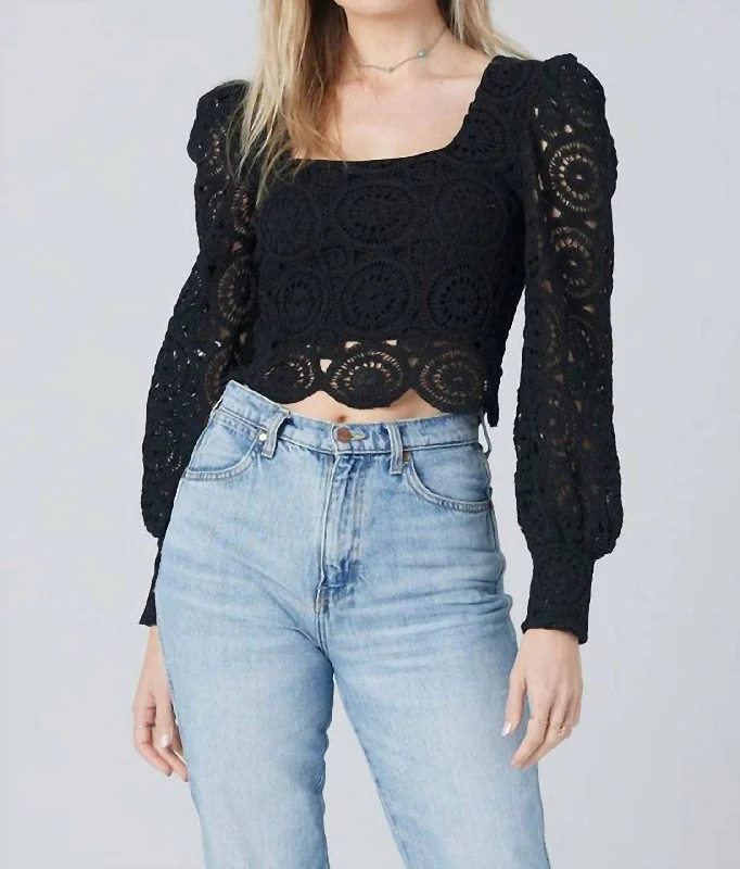 Embroidered Long Sleeve Blouse In Black Sleeveless Summer Blouse