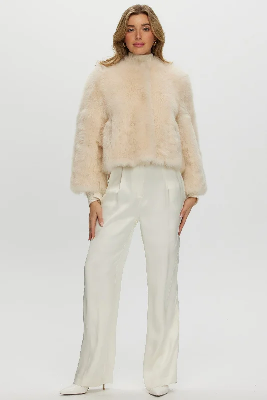 Reversible Collarless Toscana Shearling Lamb Jacket with 3/4 Sleeves Basic T-Shirt Crew Neck Short Sleeve Reversible Collarless Toscana Shearling Lamb Jacket with 3/4 Sleeves Basic T-Shirt Crew Neck Short Sleeve