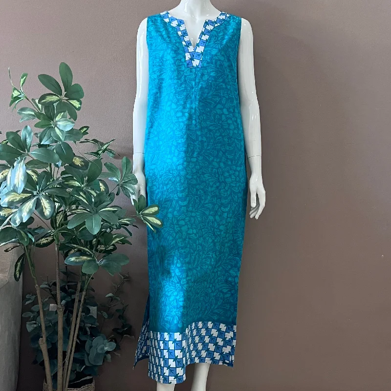 Classic Sleeveless Maxi Dress - XL Chic Summer Floral Maxi Dress