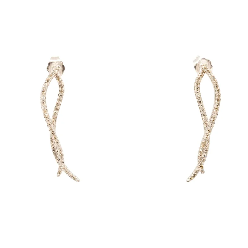 14K White Gold Diamond Curved Line Stud With Curved Line Jacket Earrings Stand-Up Collar Roll-Neck Collar Turtle Neck 14K White Gold Diamond Curved Line Stud With Curved Line Jacket Earrings Stand-Up Collar Roll-Neck Collar Turtle Neck