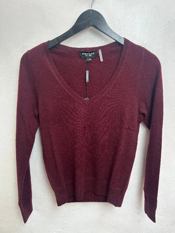 Maroon Organic Cashmere Jumper Welt Pockets Slit Pockets Flap Pockets