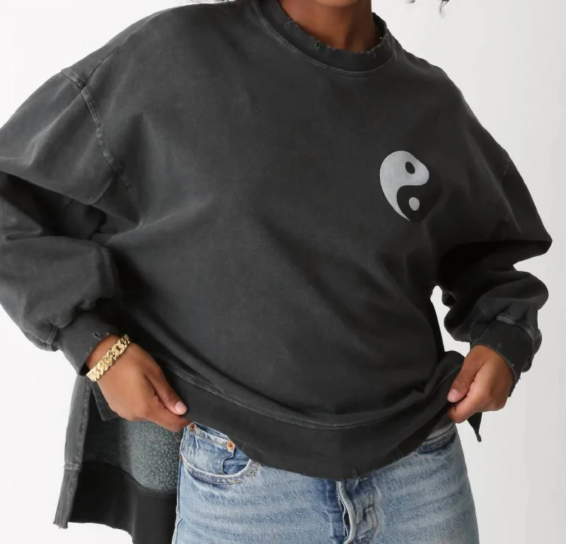 Apollo Sweatshirt In Onyx Hoodie with Slim Fit Tailored Modern