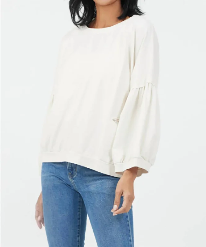 Bea Sweatshirt In White Hoodie with Camouflage Military Edgy