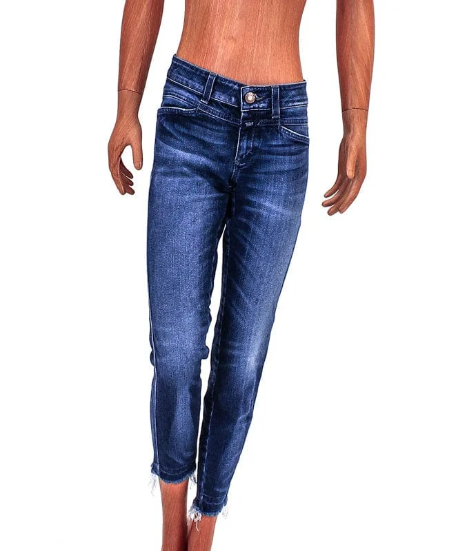 Slim Fit Cropped Jeans with Frayed Hem Stylish Acid-Wash Jeans