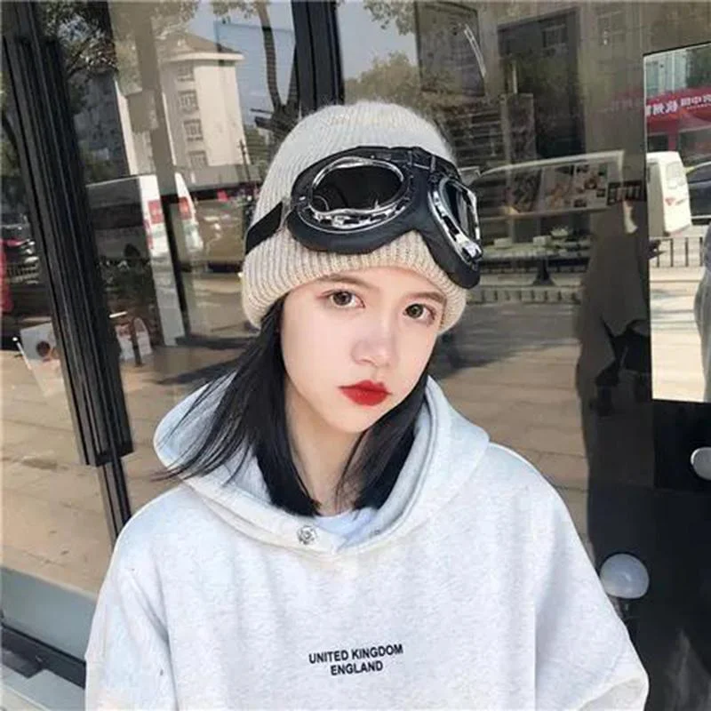 Winter Women's Fashion Aviator Glasses Ski Hat Warm Knitted Hooded Hat Casual Thick Woolen Hat Hoodie with Toggle Buttons Decorative Unique